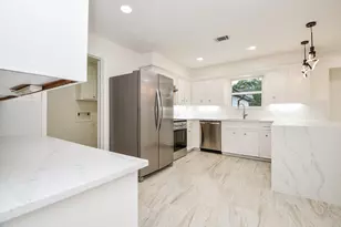 14406 Burgoyne Rd, Houston, TX 77077 - Photo 14