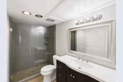 7555 Katy Freeway #49, Houston, TX 77024 - Photo 10