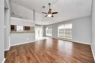 2714 Blue Mist Dr, Sugar Land, TX 77498 - Photo 6