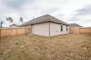 25202 Sanitas Valley Dr, Porter, TX 77365 - Photo 2