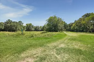 14115 Heatherfield Dr, Houston, TX 77079 - Photo 36