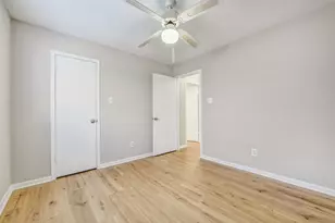 4335 Sugar Bars Dr, Friendswood, TX 77546 - Photo 20