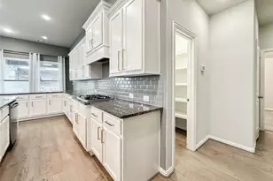 1123 Great Grey Owl Ct, Conroe, TX 77385 - Photo 6