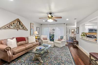 640 S Ripple Creek Drive #640, Houston, TX 77057 - Photo 1