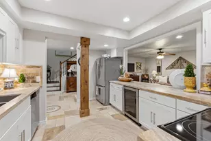 640 S Ripple Creek Dr, Houston, TX 77057 - Photo 8