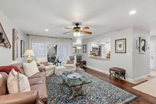 640 S Ripple Creek Dr, Houston, TX 77057 - Photo 16