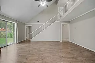 5113 Cottonwood Cir, Dickinson, TX 77539 - Photo 8