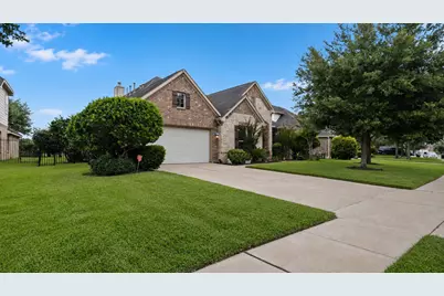 7935 Lake Commons Drive, Rosenberg, TX 77469 - Photo 8