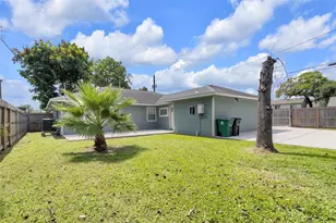2934 Robertson St, Houston, TX 77009 - Photo 1
