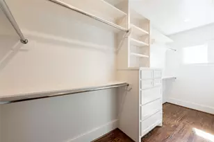 828 E 28th St, Houston, TX 77009 - Photo 32