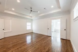 828 E 28th St, Houston, TX 77009 - Photo 24