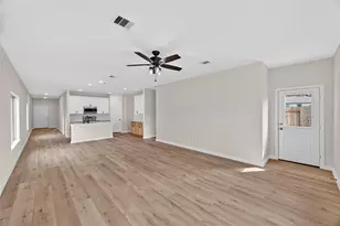 640 Levine Ct, Conroe, TX 77316 - Photo 4
