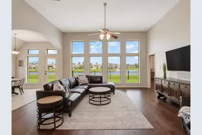 2823 Woodland Glen Lane, Conroe, TX 77385 - Photo 4