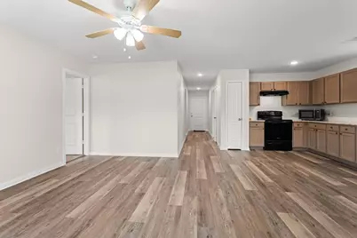 299 Red Clover, Livingston, TX 77351 - Photo 8