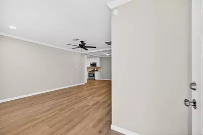 211 E 4th Street, Deer Park, TX 77536 - Photo 12