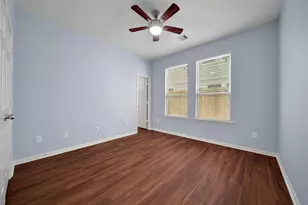 3308 Home Point Dr, Houston, TX 77091 - Photo 6