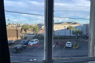 2118 Strand St, Galveston, TX 77550 - Photo 10