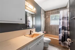 10914 Keese Dr, Houston, TX 77089 - Photo 16