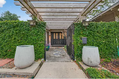 10034 Meadow Lake Lane, Houston, TX 77042 - Photo 1