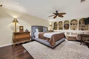 10034 Meadow Lake Ln, Houston, TX 77042 - Photo 18