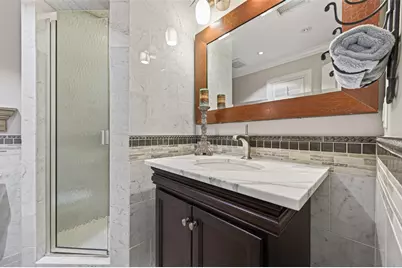 10034 Meadow Lake Lane, Houston, TX 77042 - Photo 40