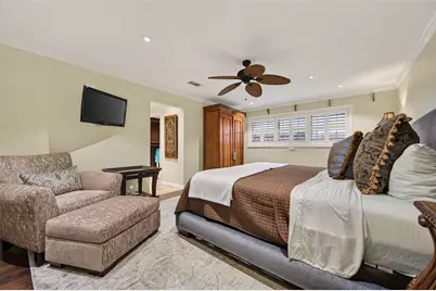 10034 Meadow Lake Lane, Houston, TX 77042 - Photo 20