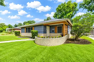 7727 Oak Vista St, Houston, TX 77087 - Photo 2