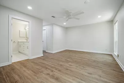 6727 Belmont Street, West University Place, TX 77005 - Photo 12