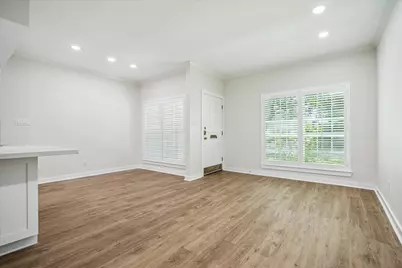 6727 Belmont Street, West University Place, TX 77005 - Photo 4