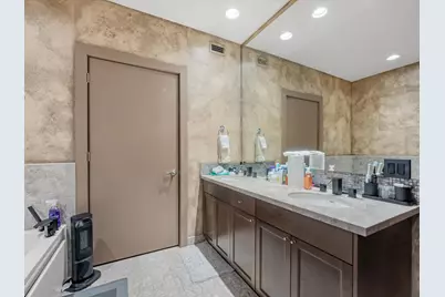 5005 Hidalgo Street Street #613, Houston, TX 77056 - Photo 18