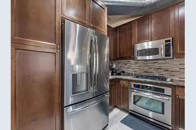 5005 Hidalgo Street Street #613, Houston, TX 77056 - Photo 10