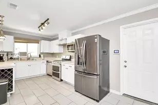 3743 Odin Ct, Houston, TX 77021 - Photo 8