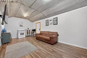 200 Our Rd, Shepherd, TX 77371 - Photo 8