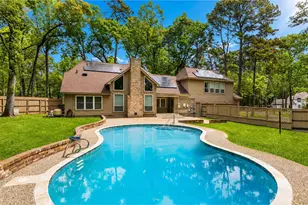 2426 Kings Forest Dr, Kingwood, TX 77339 - Photo 18