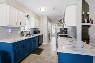 5206 Abercreek Ave, Friendswood, TX 77546 - Photo 8