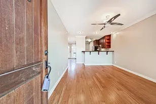 402 Postoffice, Galveston, TX 77550 - Photo 2