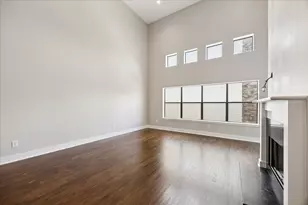 840 W 26th St, Houston, TX 77008 - Photo 16