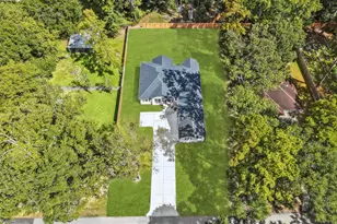 2439 Centurian Cir, New Caney, TX 77357 - Photo 36