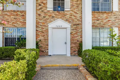 7225 Beechnut Street #D, Houston, TX 77074 - Photo 28