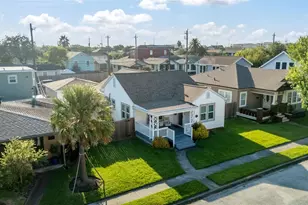 1309 Milam Dr, Galveston, TX 77551 - Photo 38