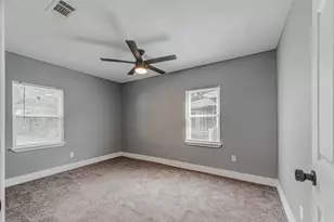 6107 Belmark St, Houston, TX 77033 - Photo 28