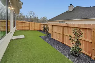 360 Summer Pl Dr, Montgomery, TX 77356 - Photo 32
