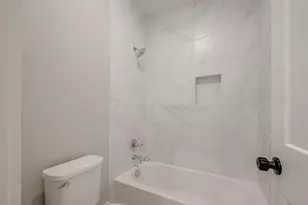 8128 Chateau St, Houston, TX 77028 - Photo 30