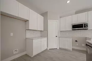 8128 Chateau St, Houston, TX 77028 - Photo 20