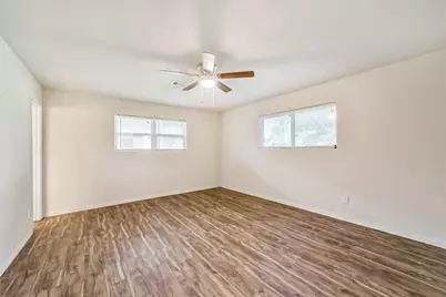 3700 Stassen Street, Houston, TX 77051 - Photo 18