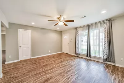 3700 Stassen Street, Houston, TX 77051 - Photo 6