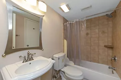 2611 Grants Lake Boulevard #222, Sugar Land, TX 77479 - Photo 18