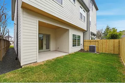 815B Lawrence Street, Houston, TX 77007 - Photo 32