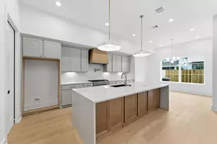 815B Lawrence St, Houston, TX 77007 - Photo 6