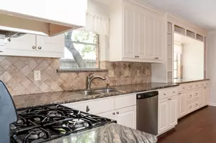 1704 Crystal Hills Dr, Houston, TX 77077 - Photo 8